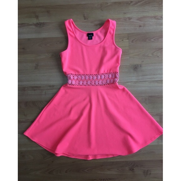 Hot pink dress - Picture 1 of 1